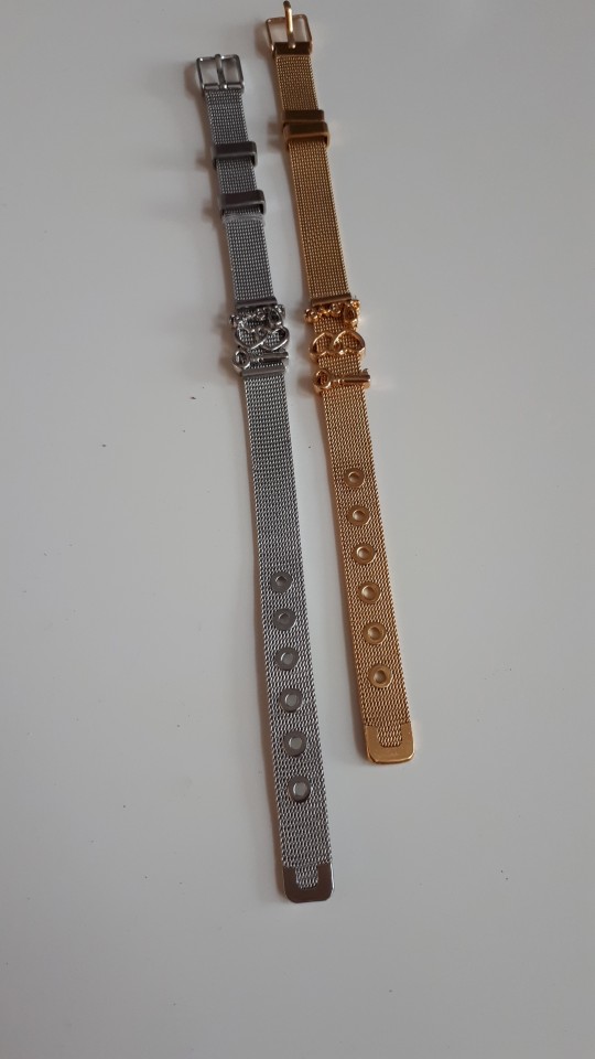 Charms remienkový náramok Srdcia zlatý