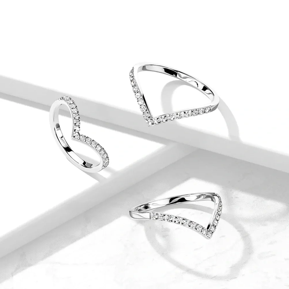 Prsteň z chirurgickej ocele so zirkónmi Kylie strieborný