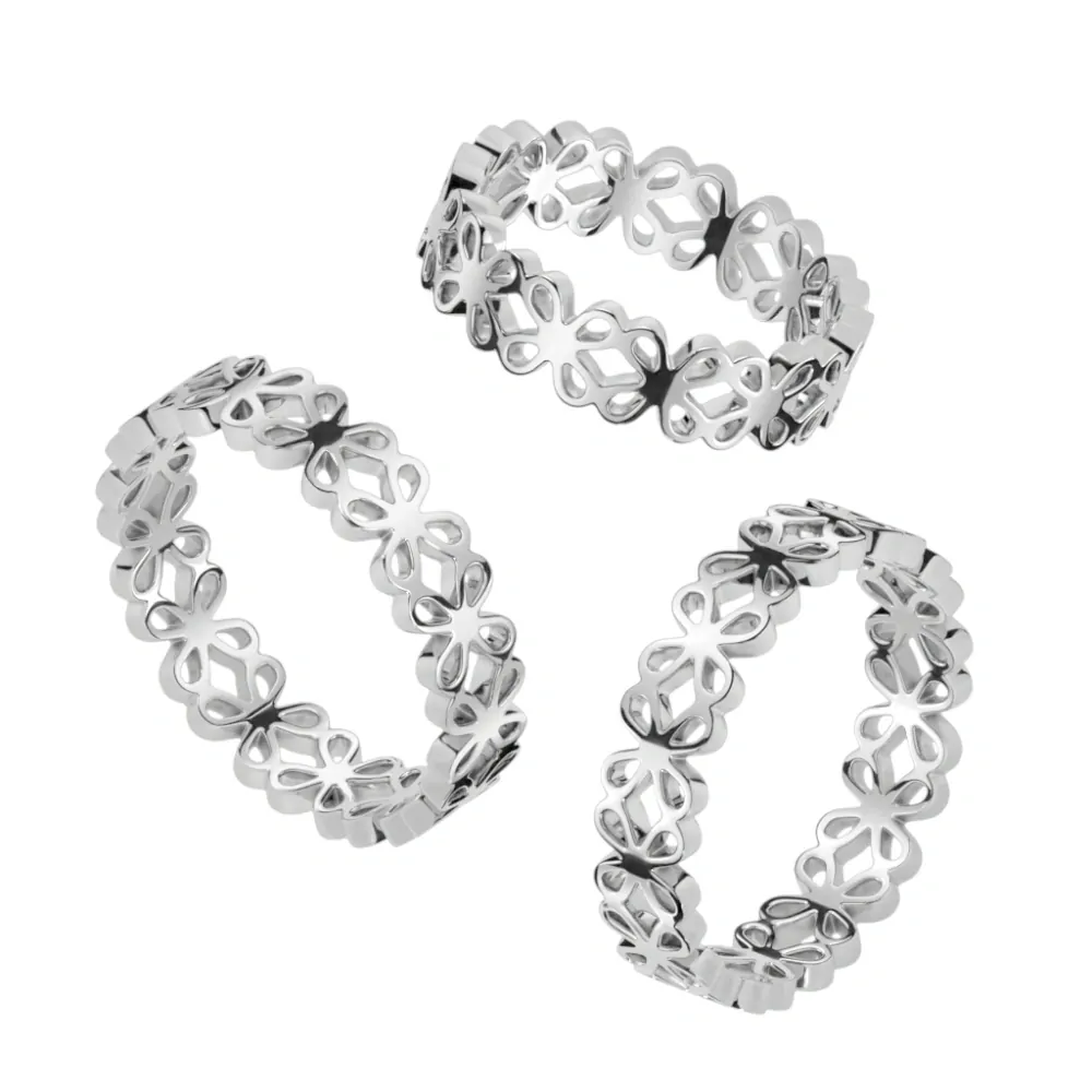 Prsteň z chirurgickej ocele s kvietkami Leia strieborný