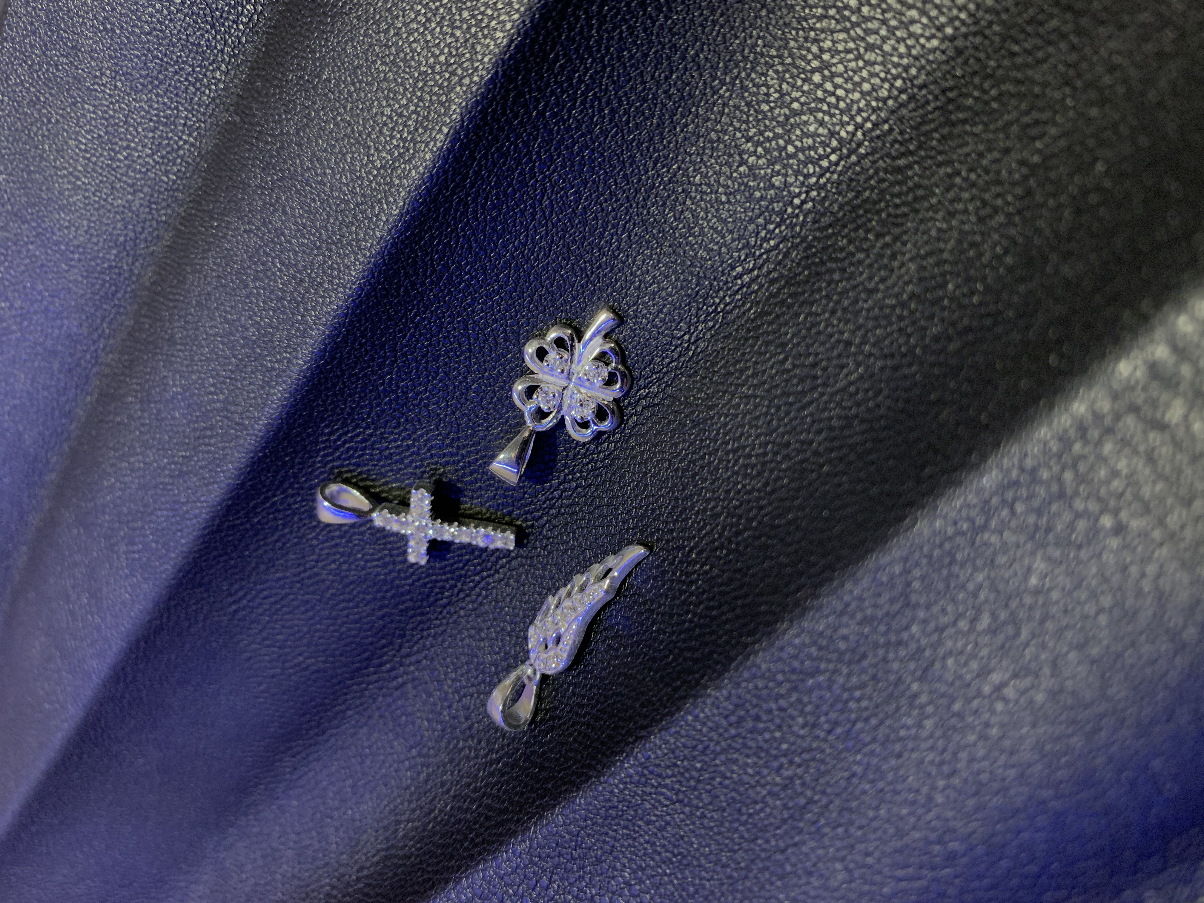 Glory strieborný prívesok Štvorlístok so zirkónmi