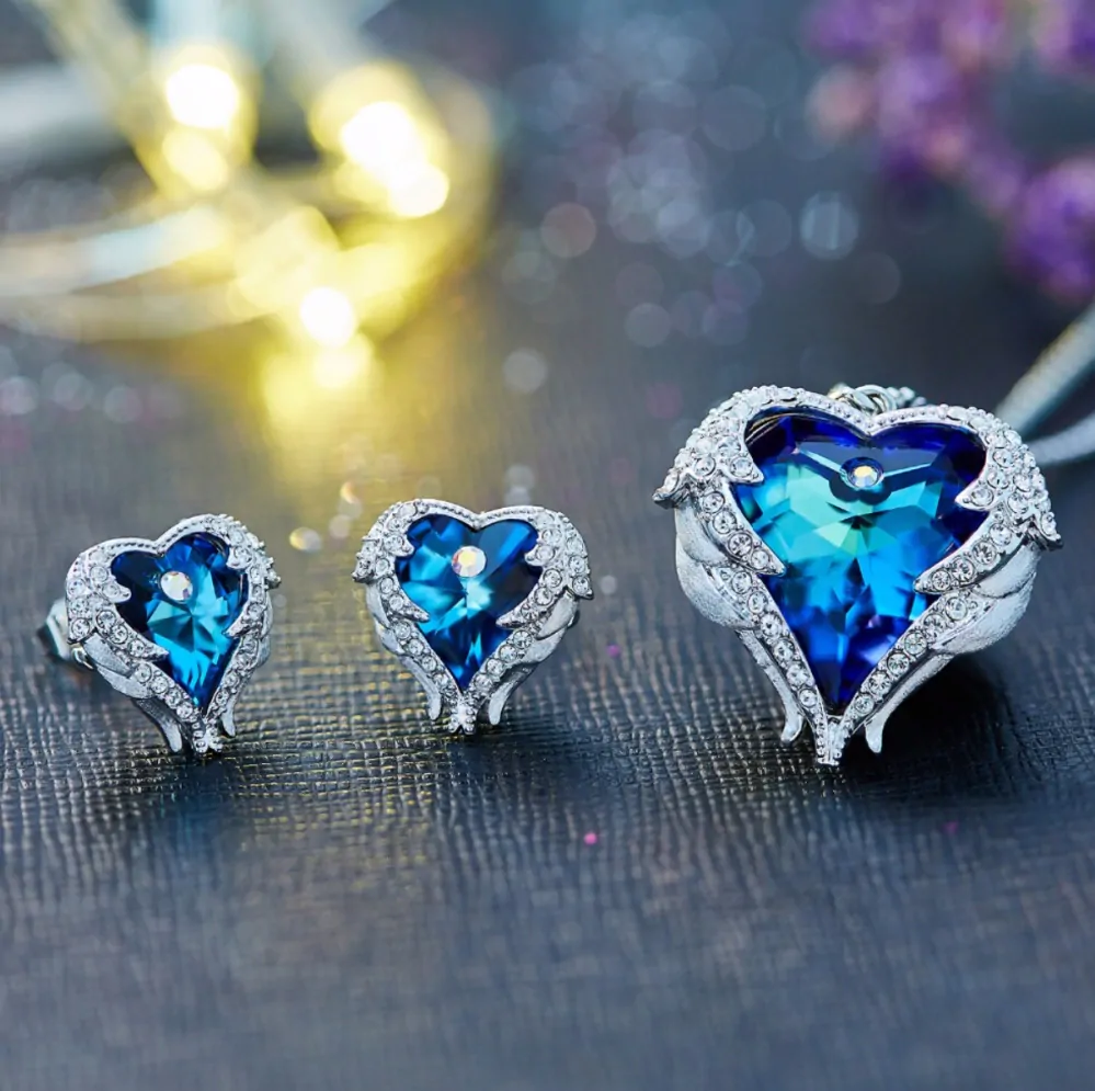 Krištáľový set náhrdelník a náušnice Angel wings modrý