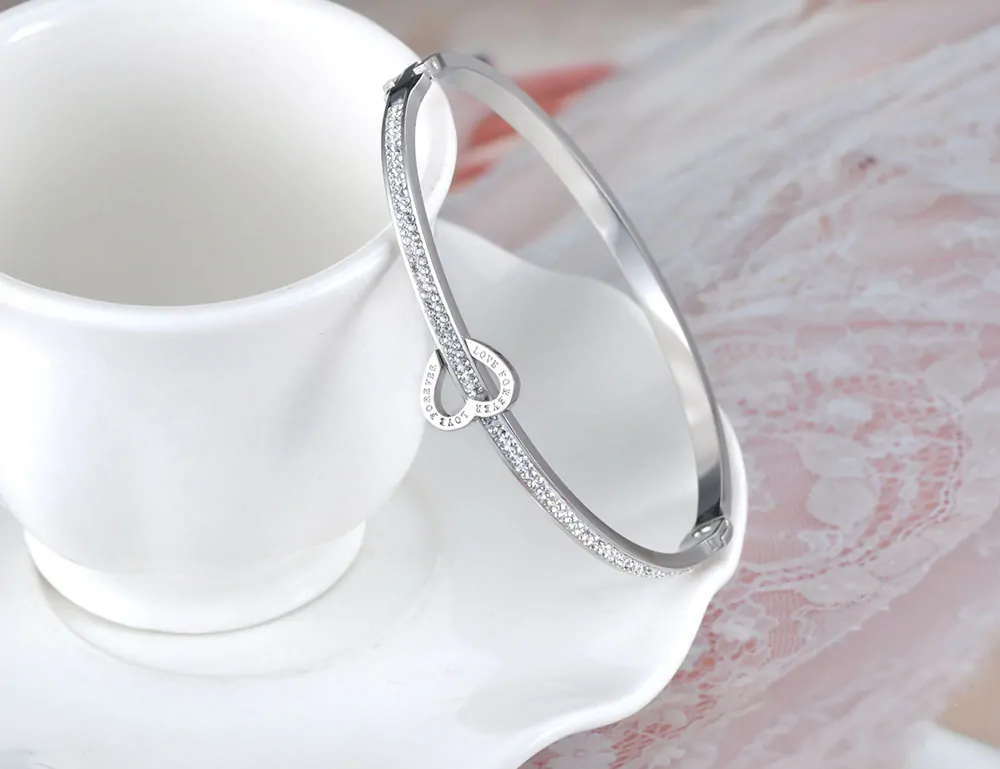 Náramok Roma srdiečko strieborná